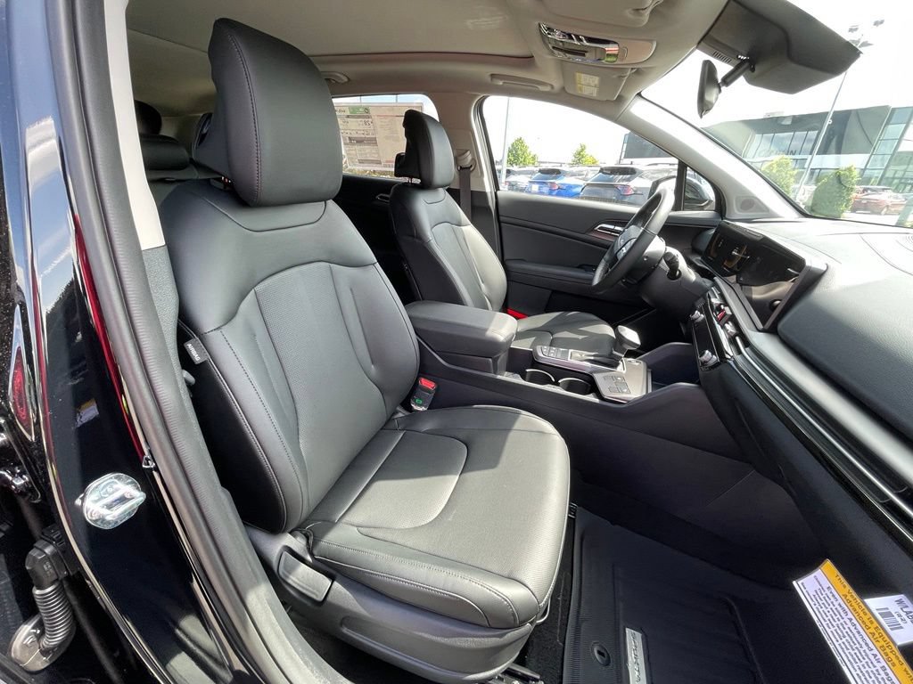 New 2026 Kia Sportage EX w/ EX Panorama Roof Package FWD image 31