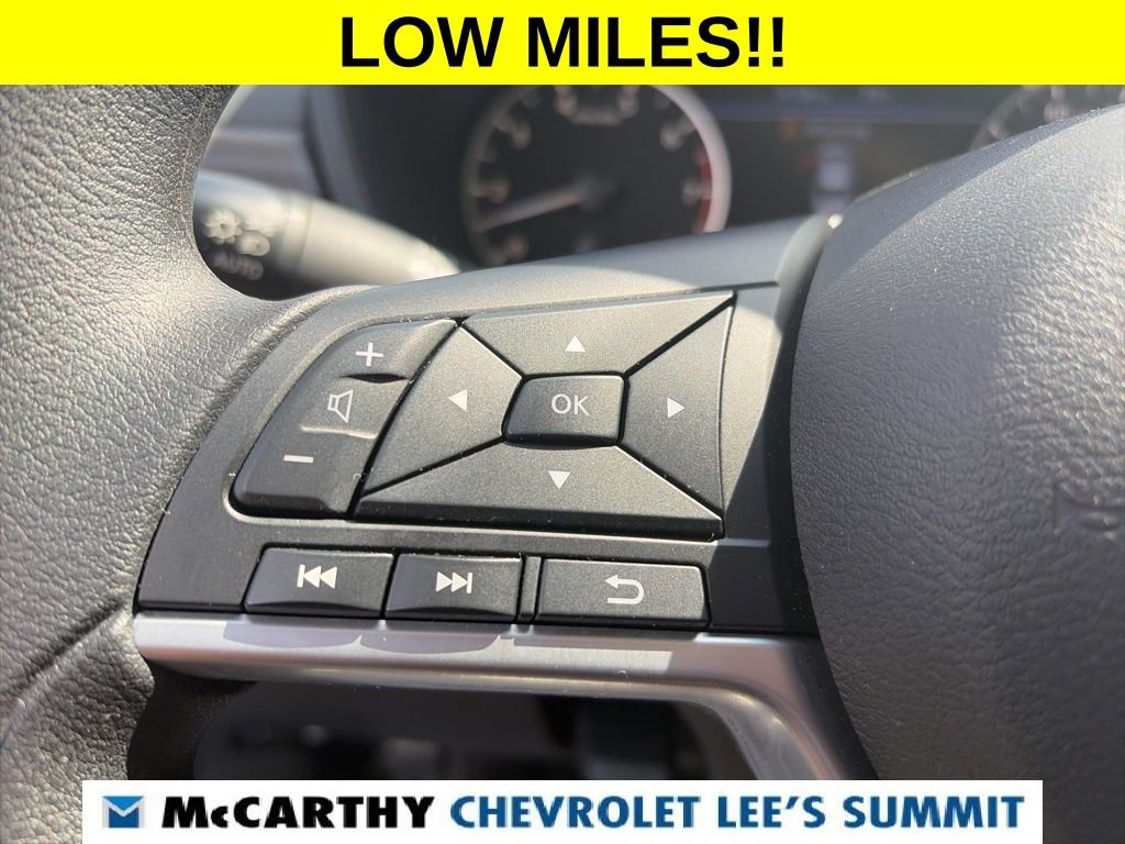 Used 2025 Nissan Altima 2.5 SV image 18