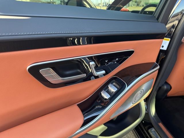 Used 2023 Mercedes-Benz S 580 4MATIC Sedan image 22