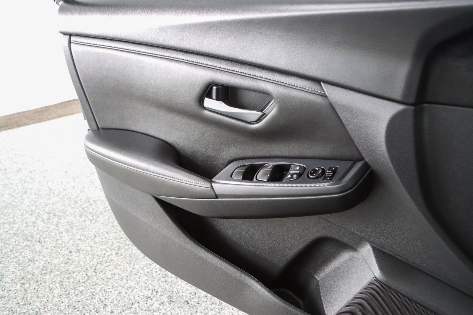 Used 2024 Nissan Sentra SV w/ All-Weather Package FWD image 21