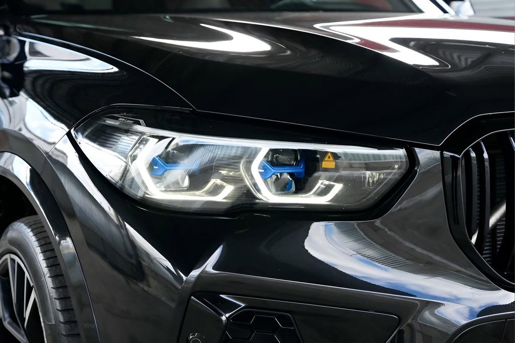 Used 2022 BMW X5 M w/ Competition Package 2 image 16