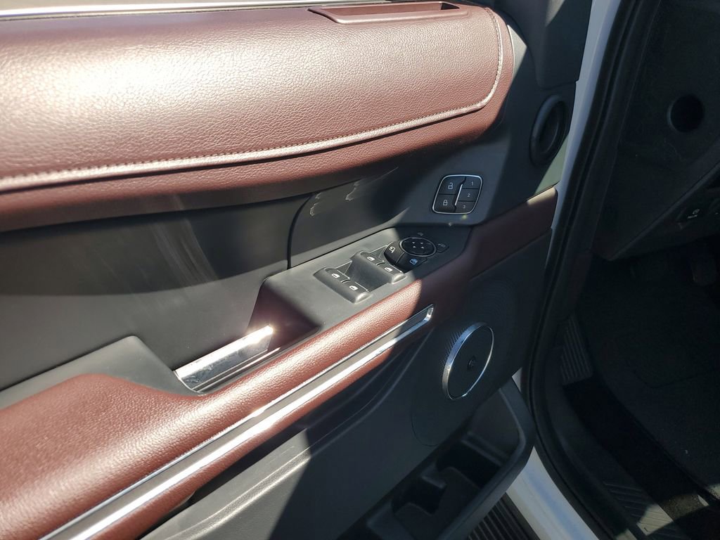 Used 2023 Ford Expedition Limited image 23