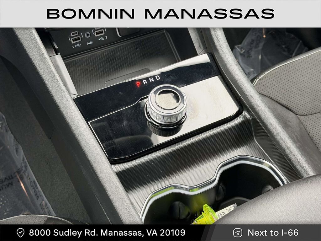 Used 2024 Jeep Grand Cherokee L Altitude image 11