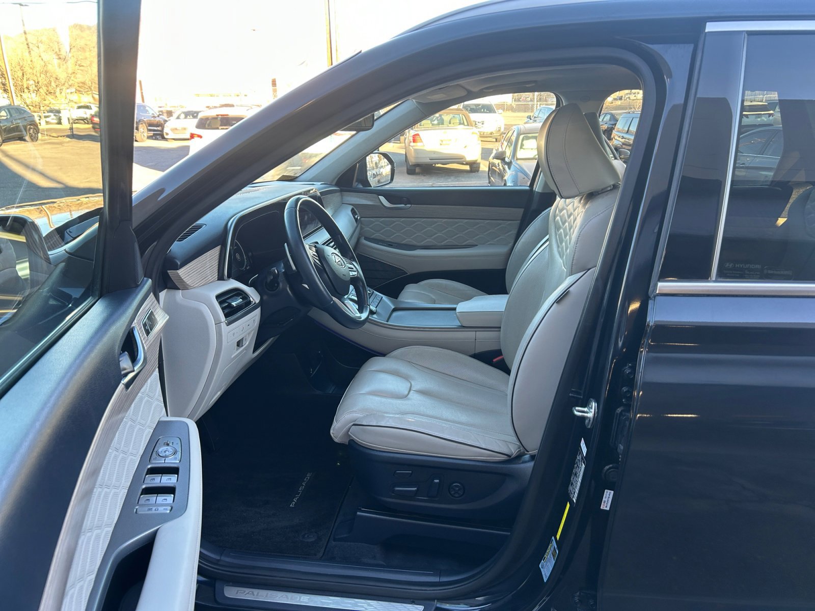 Used 2021 Hyundai Palisade Calligraphy w/ Cargo Package image 13