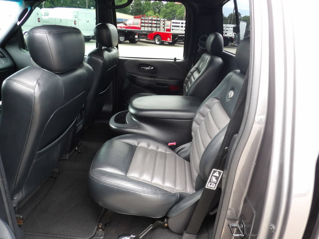 Used 2002 Ford F150 Harley-Davidson RWD image 29