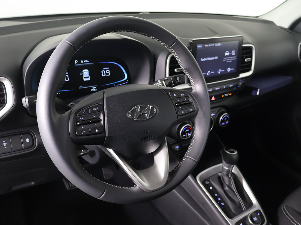 Certified 2026 Hyundai Venue SEL FWD image 24
