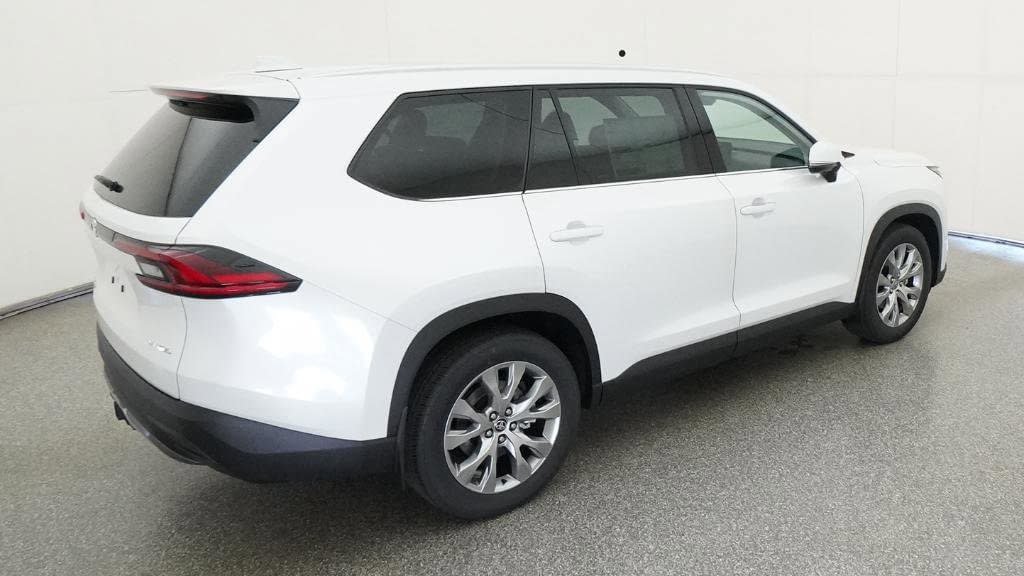 New 2026 Toyota Grand Highlander AWD Hybrid image 9
