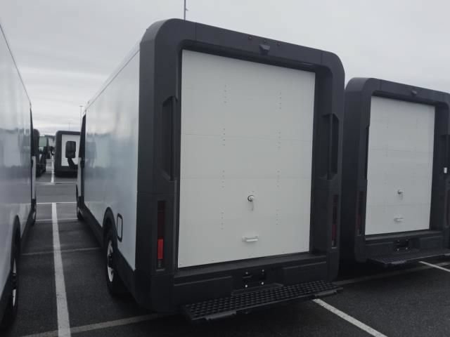 Used 2024 Chevrolet Brightdrop 600 w/ Commercial Equipment Package AWD/4WD image 12