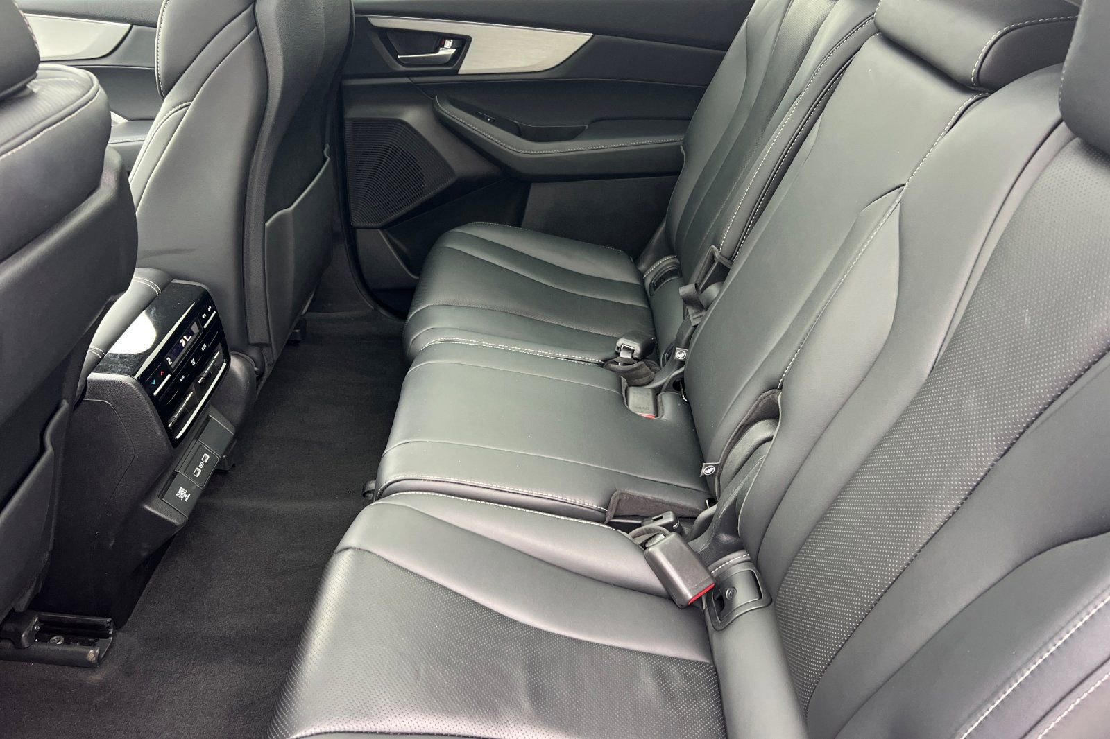 Used 2023 Acura MDX FWD w/ Technology Package image 13