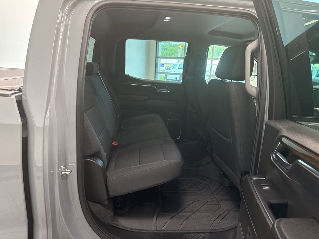 Used 2024 Chevrolet Silverado 1500 LT w/ Protection Package AWD/4WD image 19