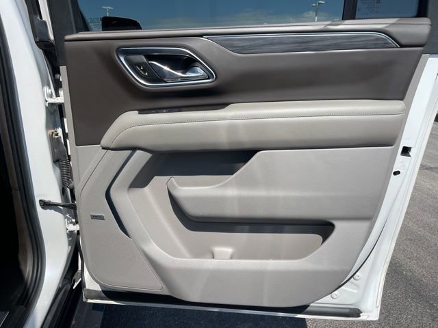 Used 2021 GMC Yukon XL SLT w/ SLT Luxury Plus Package image 15