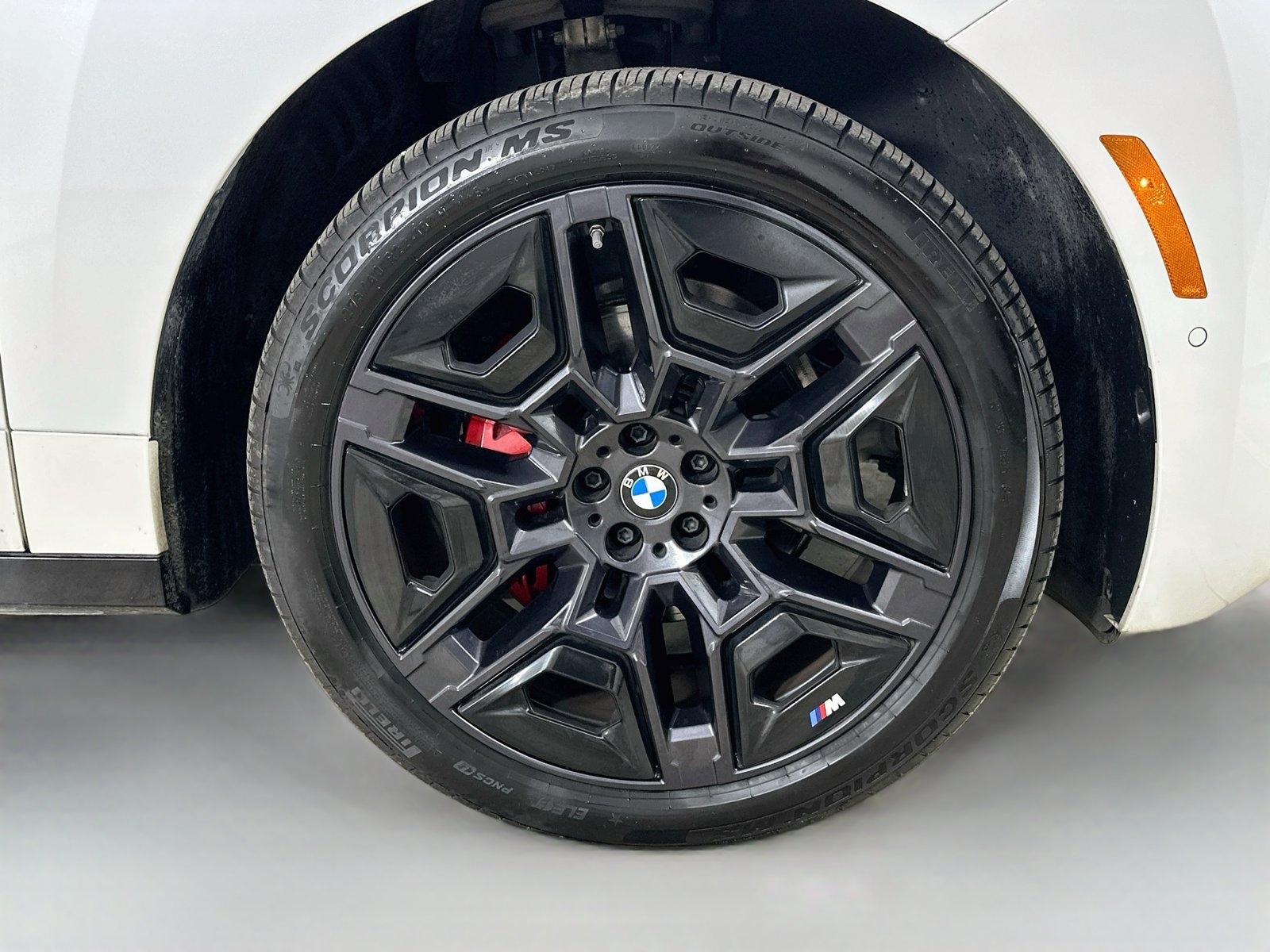 Used 2026 BMW iX xDrive60 w/ M Sport Package AWD/4WD image 10