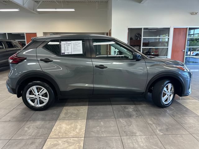 Used 2022 Nissan Kicks S FWD image 10