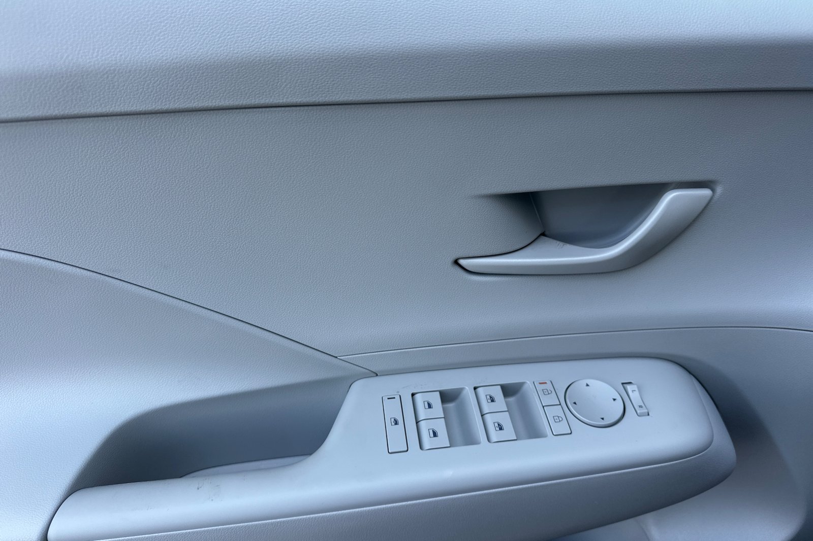 New 2027 Hyundai Kona SEL Sport FWD image 12