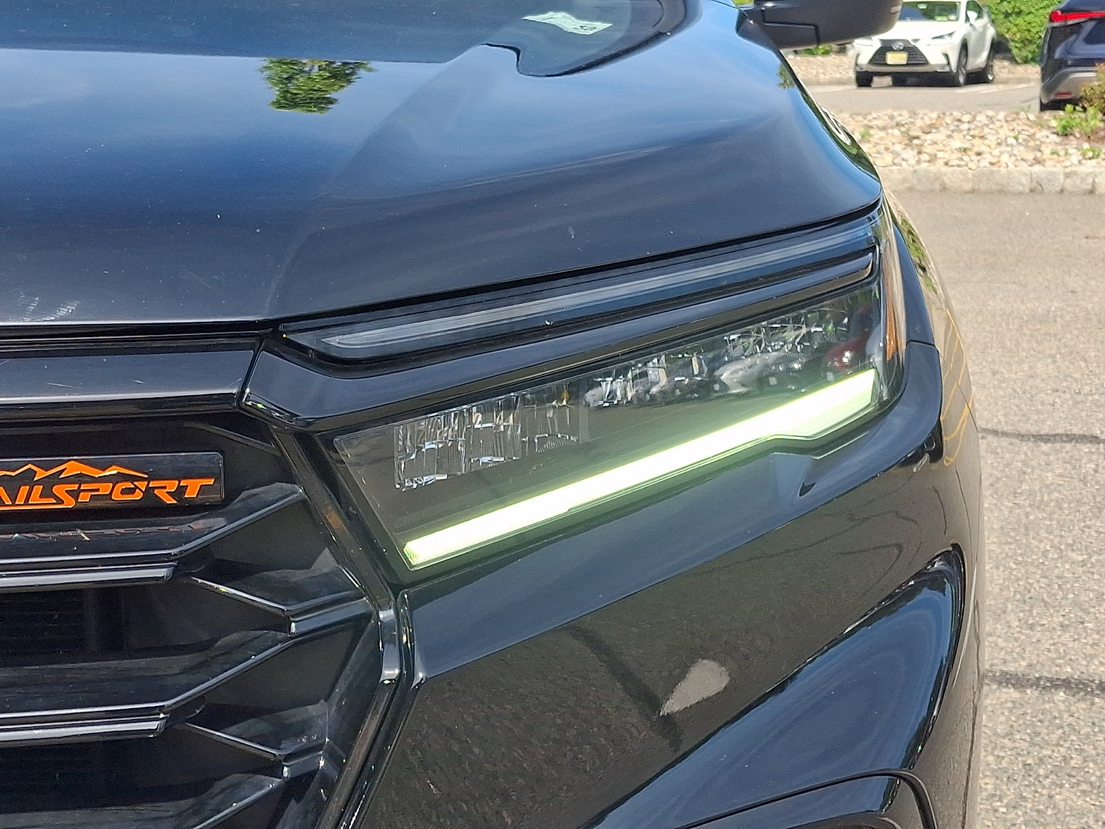 Used 2024 Honda Pilot TrailSport image 9