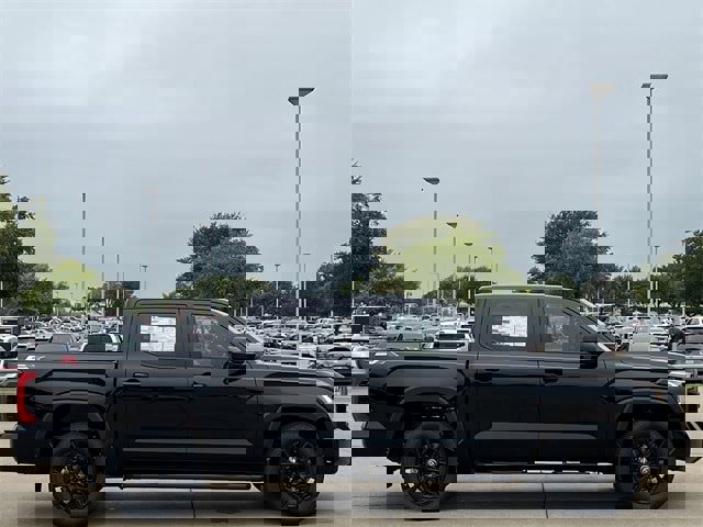 New 2026 Toyota Tundra SR5 image 3