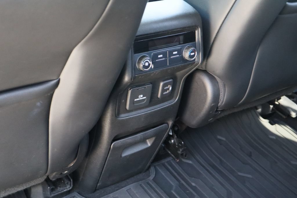 Used 2018 GMC Acadia SLT AWD/4WD image 24