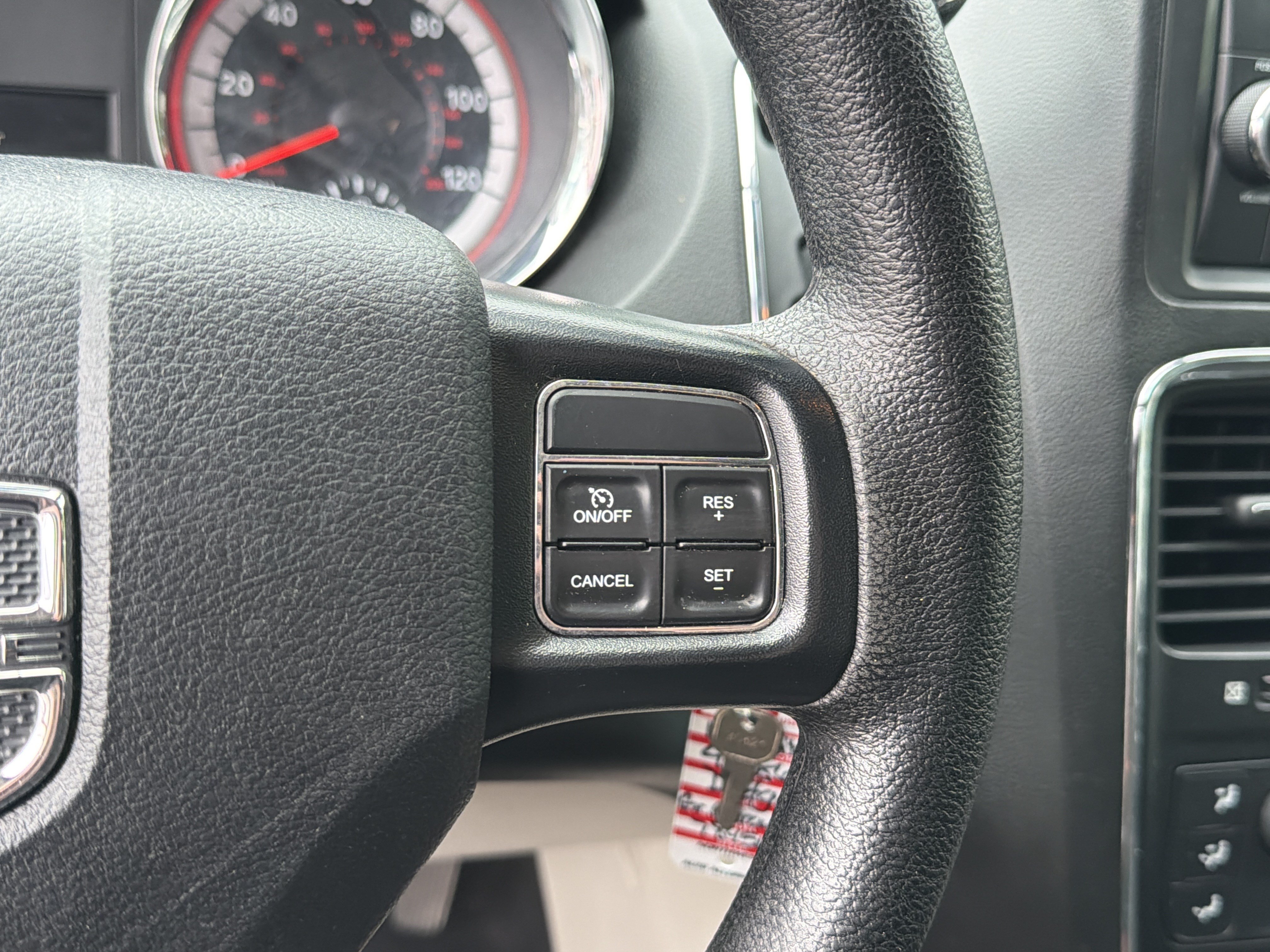 Used 2019 Dodge Grand Caravan w/ UConnect Hands-Free Group FWD image 16