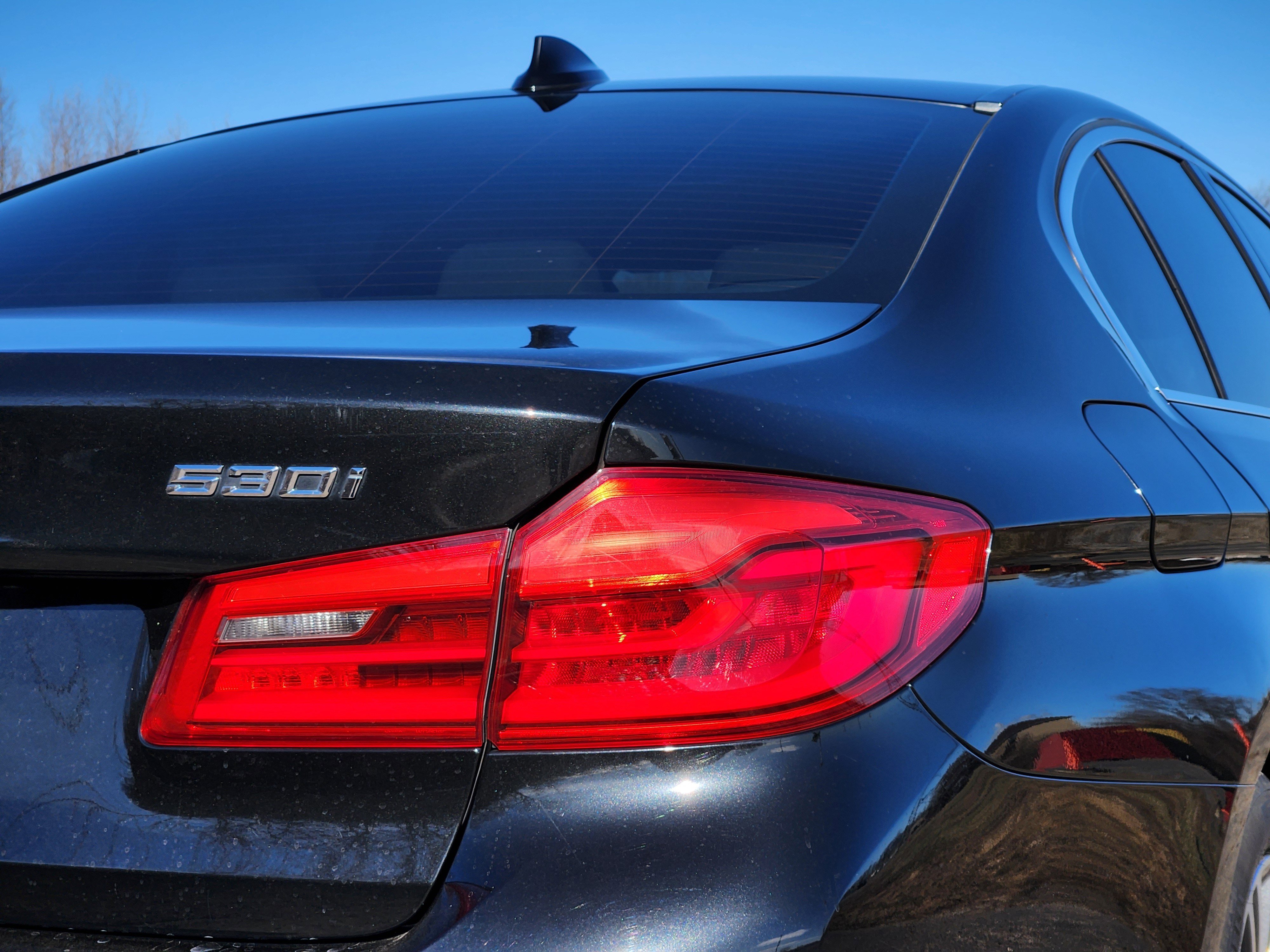 Used 2017 BMW 530i xDrive image 18