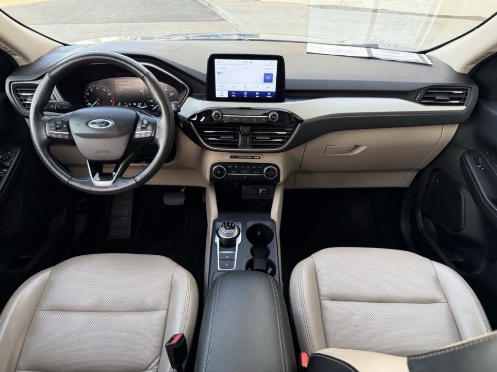 Used 2020 Ford Escape SEL image 11