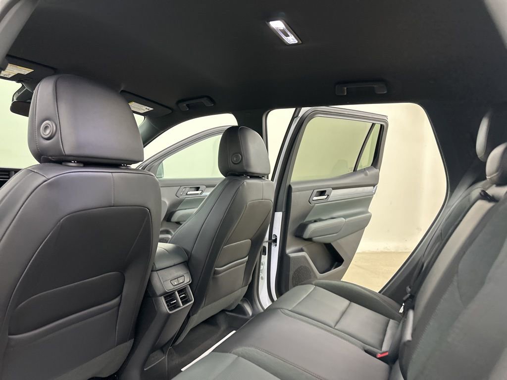 New 2026 GMC Terrain AT4 w/ Convenience Package III AWD/4WD image 25