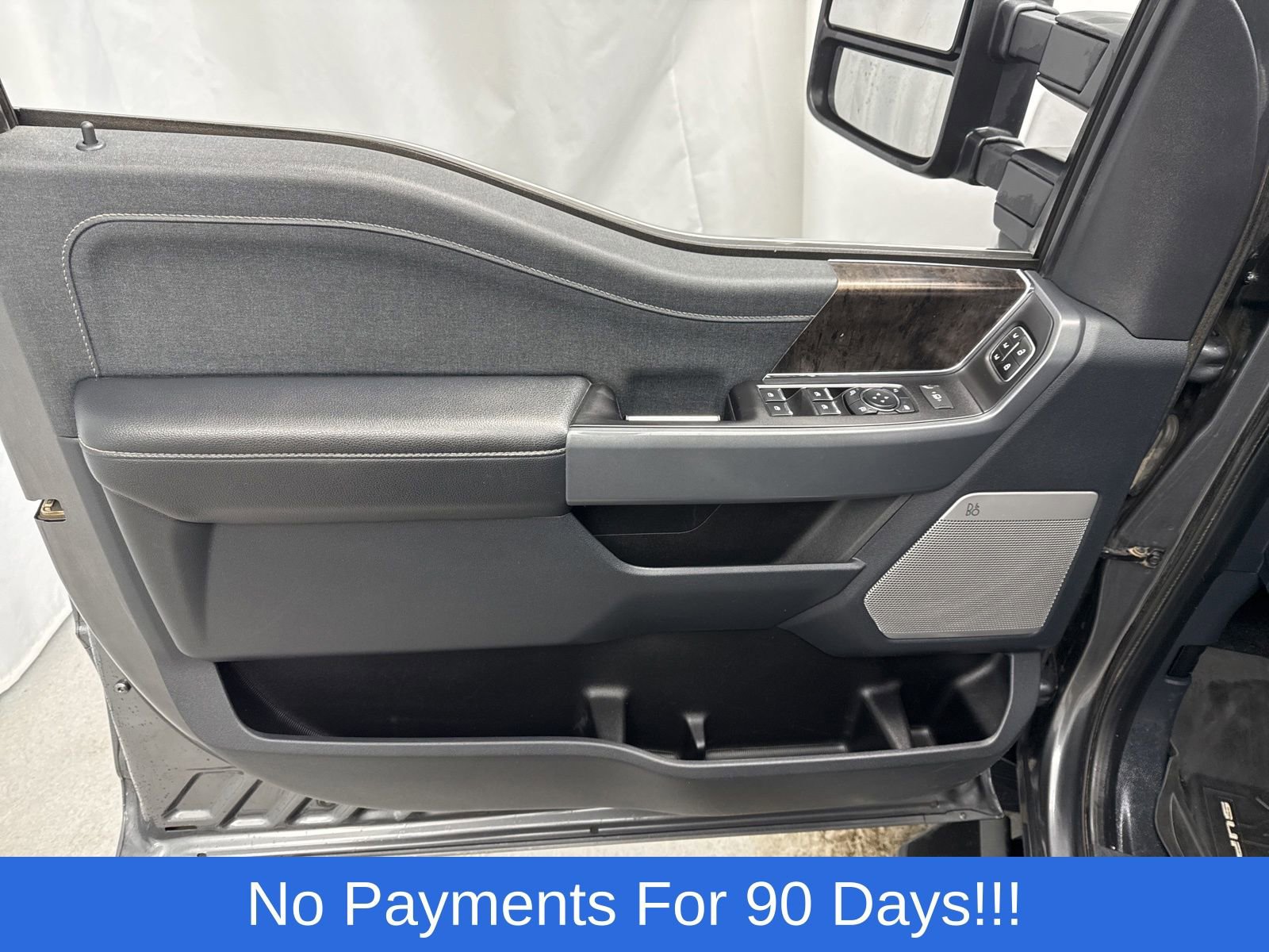 Used 2023 Ford F350 Lariat w/ Chrome Package image 15