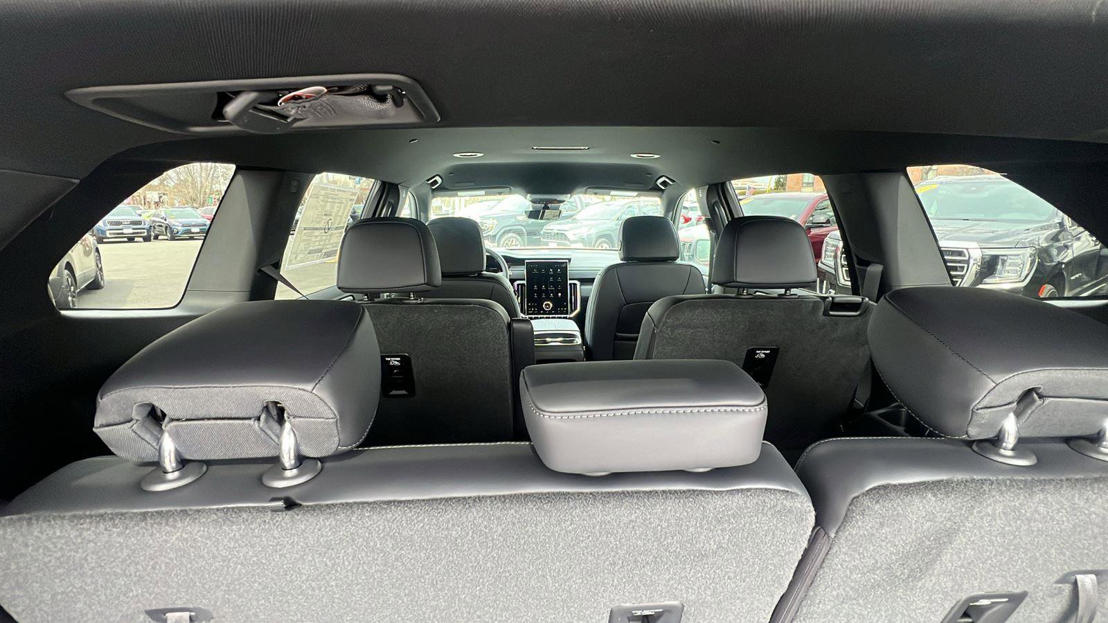 New 2026 GMC Acadia Elevation w/ Elevation Premium Package image 32