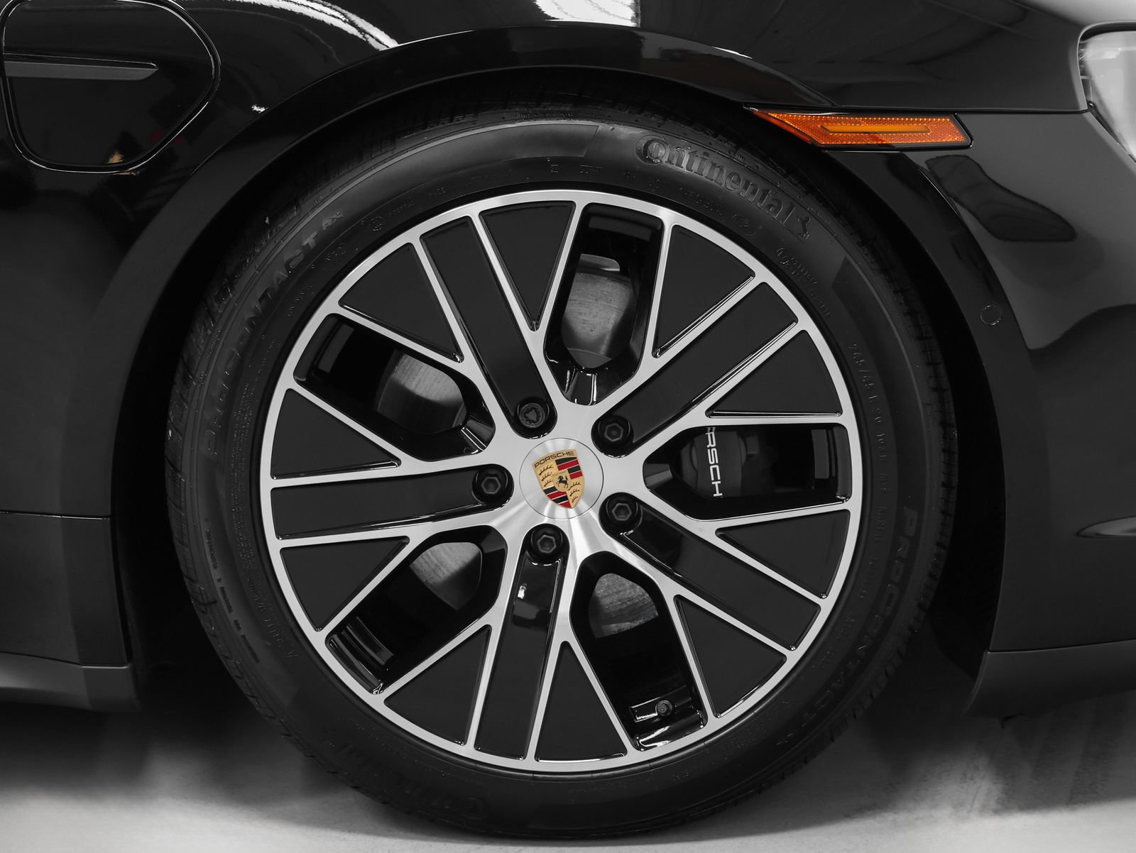 New 2026 Porsche Taycan AWD/4WD image 15