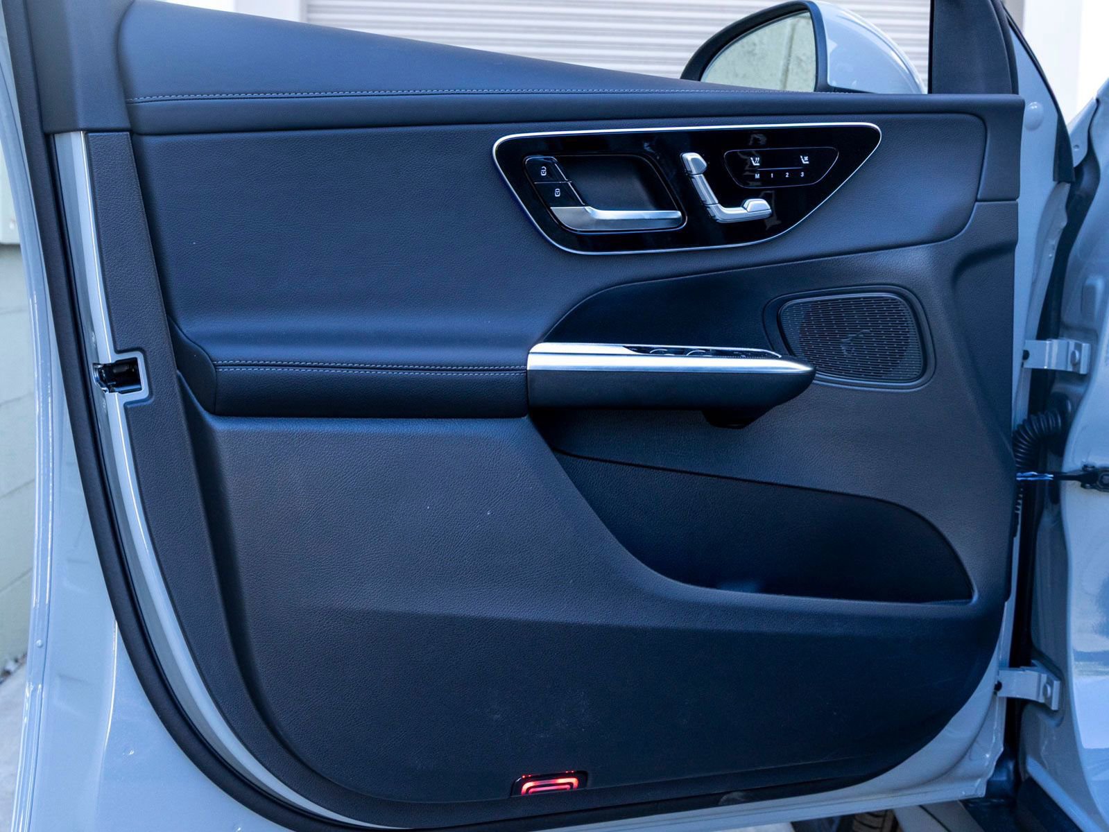New 2026 Mercedes-Benz GLC 300 image 12