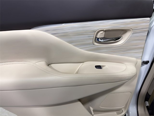 Used 2016 Nissan Murano Platinum w/ Platinum Technology Package image 29