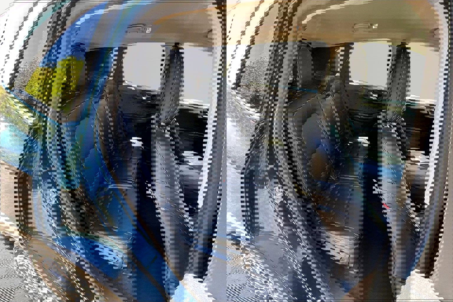 Used 2020 Ford Escape SEL FWD image 25