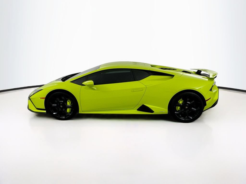 Used 2023 Lamborghini Huracan Tecnica RWD image 8