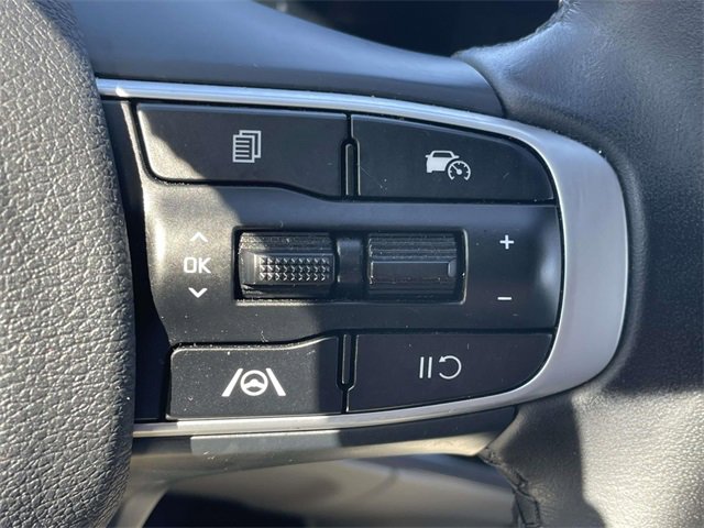 Used 2023 Kia Sportage EX image 32