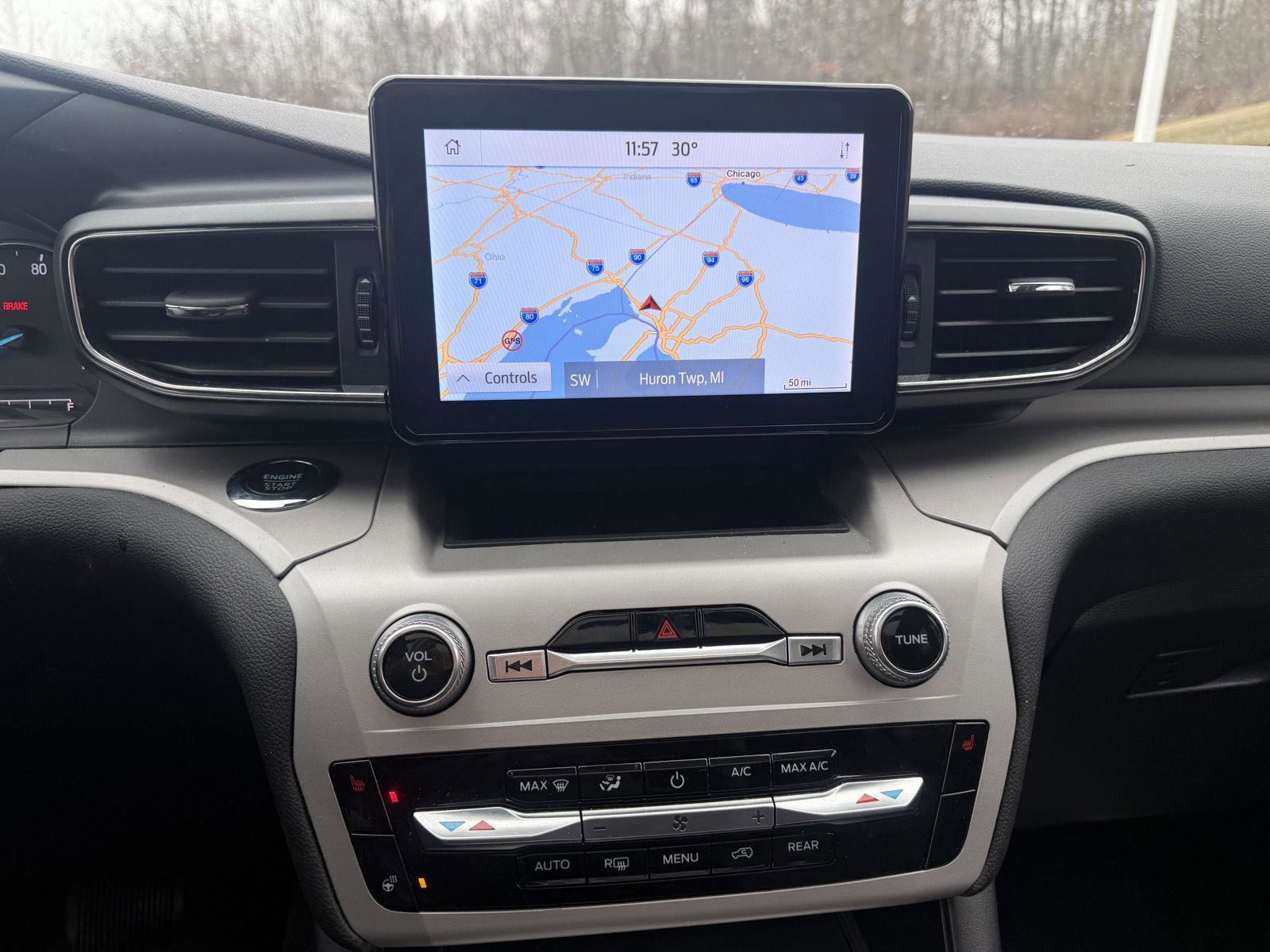 Used 2024 Ford Explorer XLT w/ Equipment Group 202A image 17