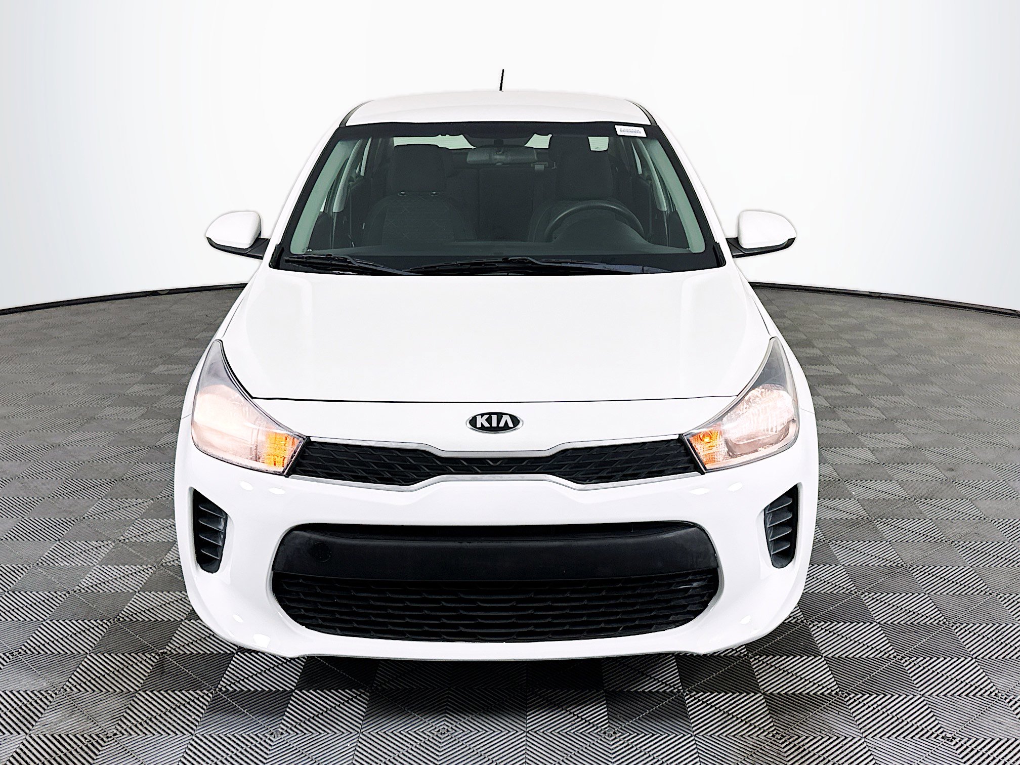 Used 2019 Kia Rio S image 2