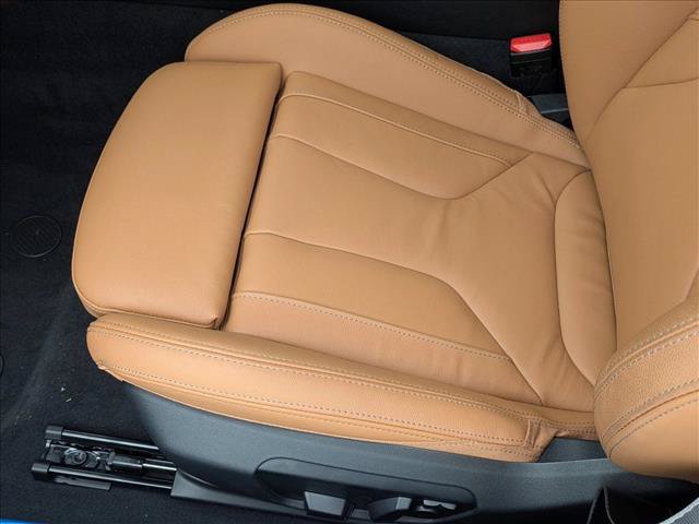 New 2026 BMW Z4 sDrive30i w/ Shadowloine Package RWD image 4