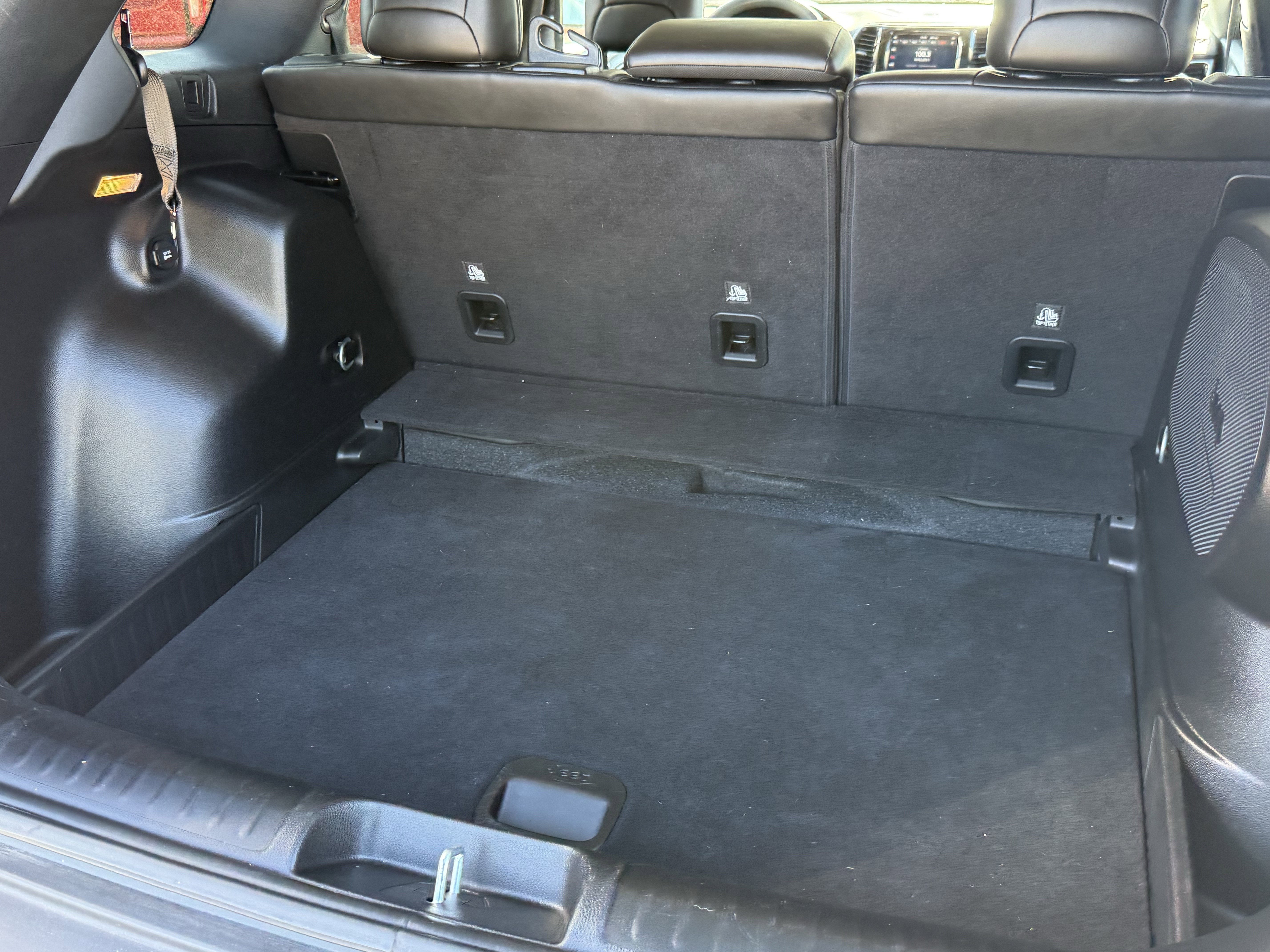 Used 2022 Jeep Cherokee Limited image 33