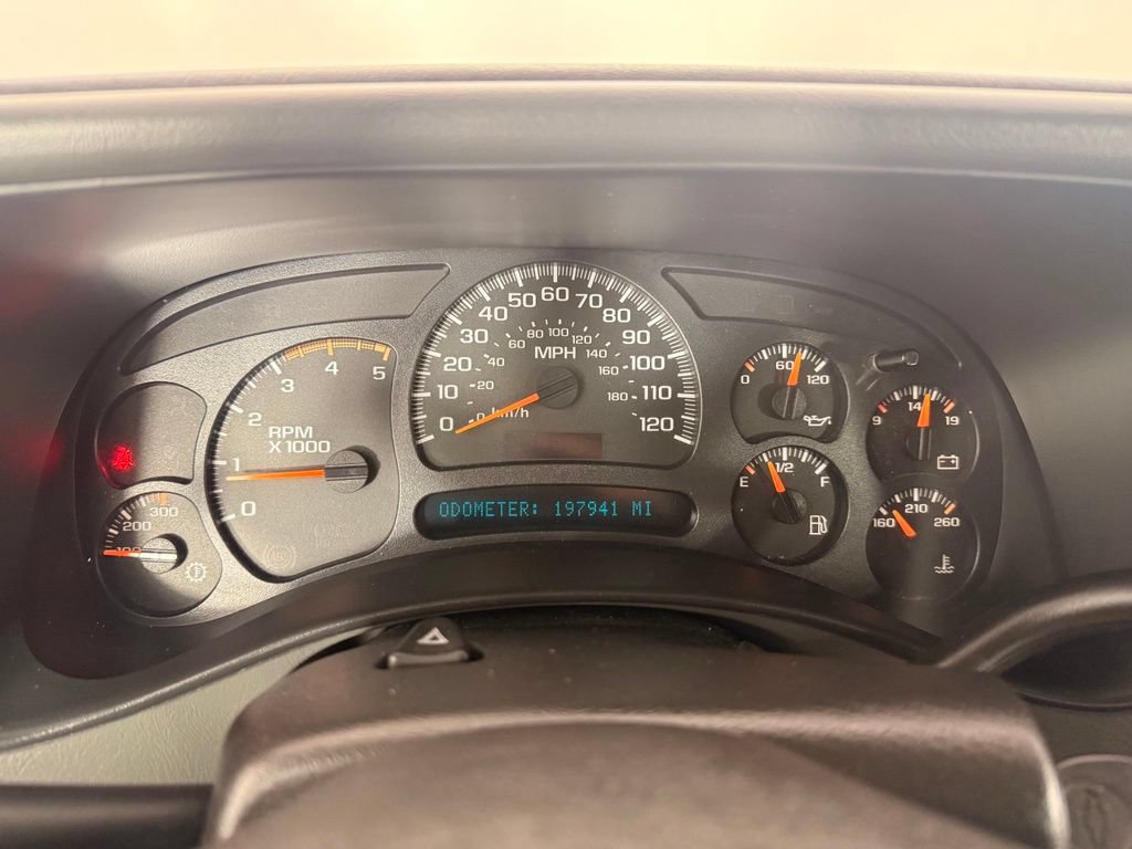 Used 2005 Chevrolet Silverado 3500 LT w/ Heavy-Duty Power Package AWD/4WD image 26