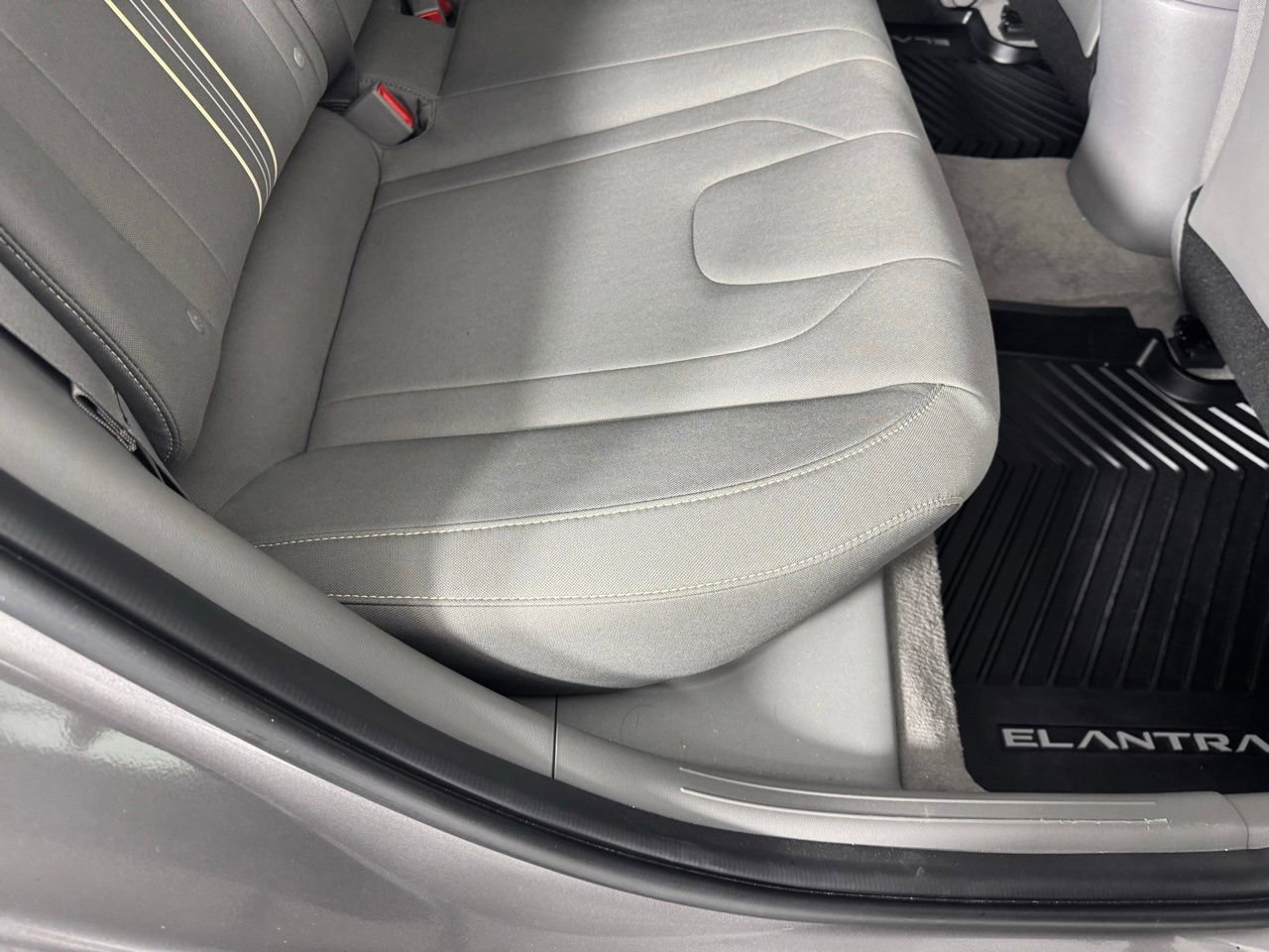 Used 2022 Hyundai Elantra SEL image 27