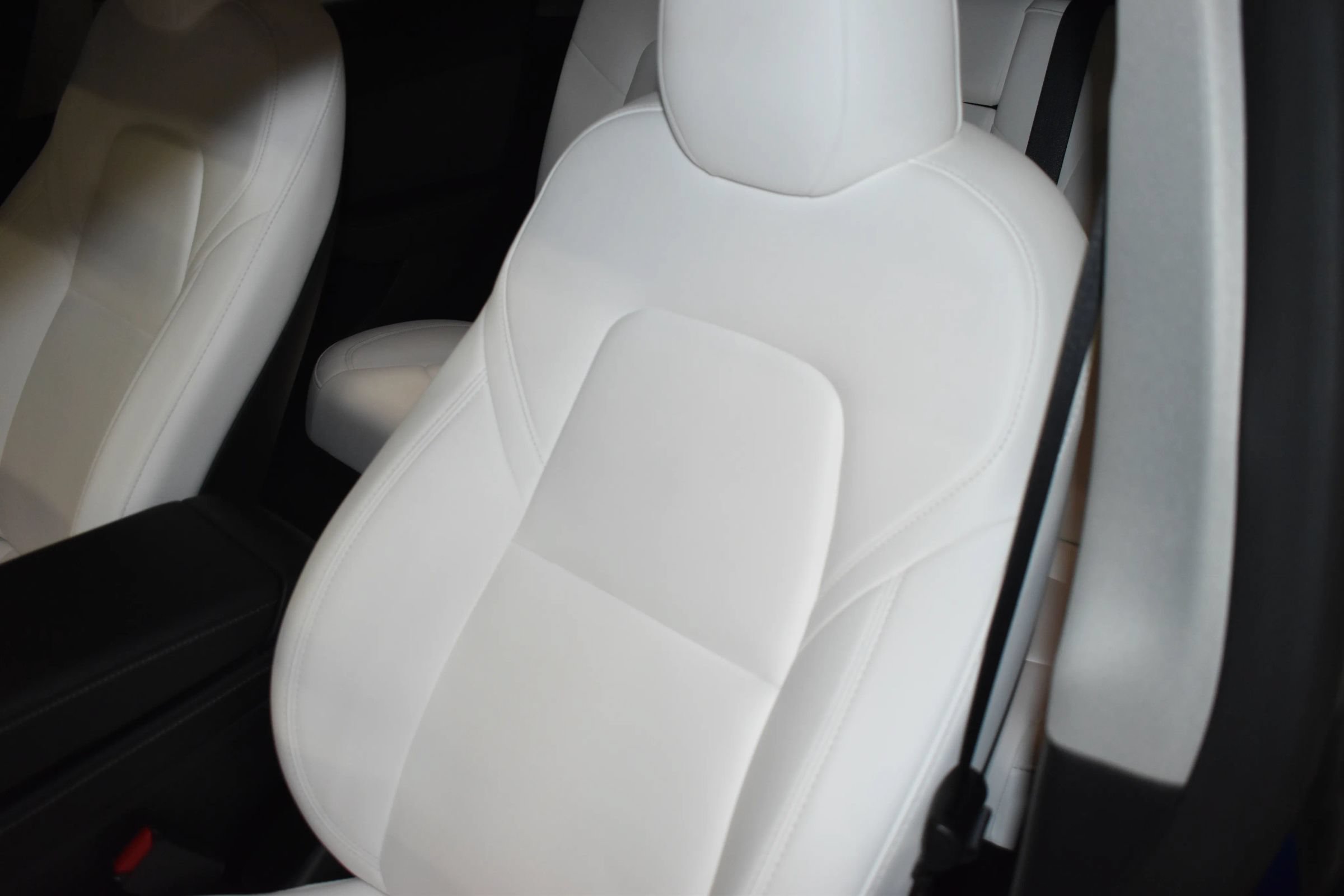 Used 2024 Tesla Model Y Performance AWD/4WD image 14