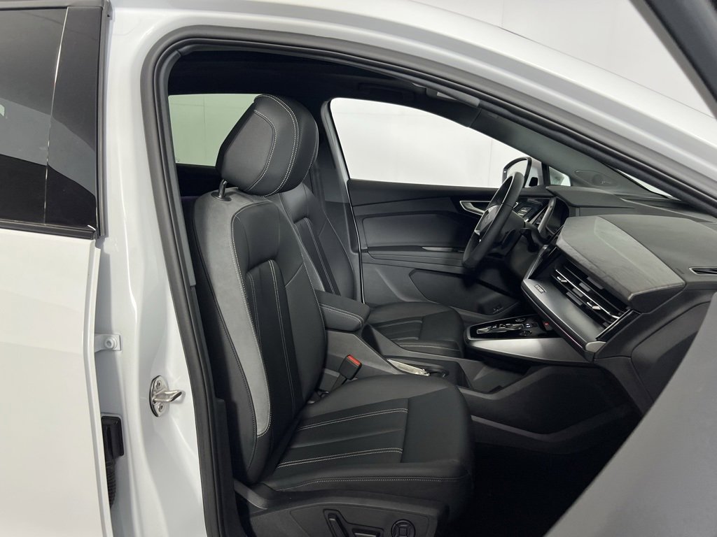 Used 2024 Audi Q4 e-tron Premium Plus w/ Premium Plus image 40