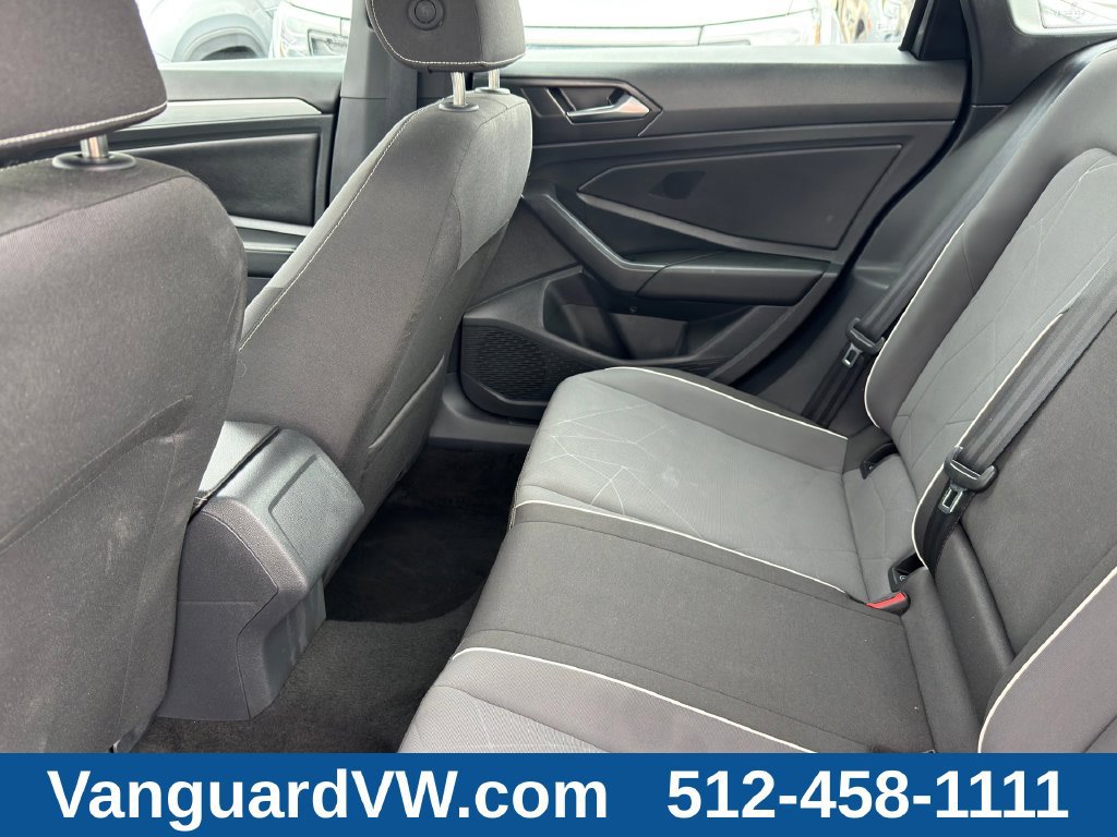 Used 2025 Volkswagen Jetta Sport FWD image 30