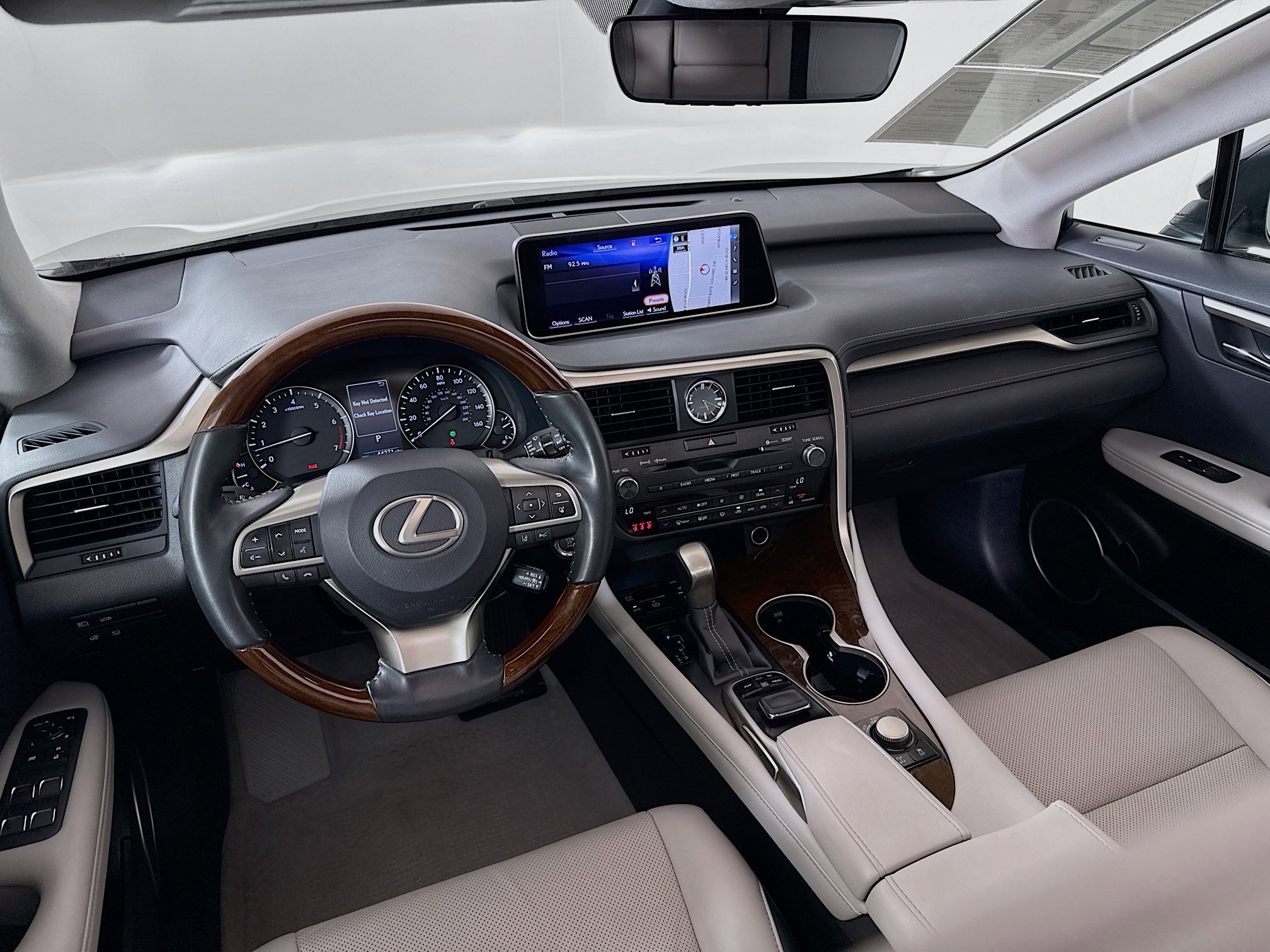 Used 2019 Lexus RX 350 AWD w/ Navigation Package image 24