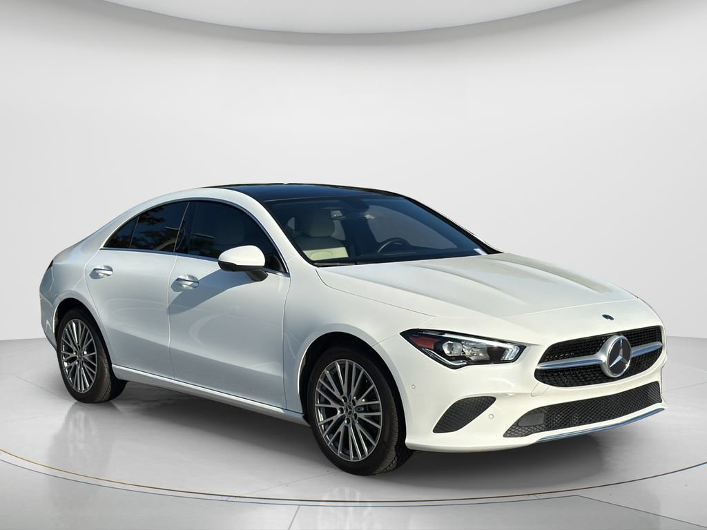 Used 2022 Mercedes-Benz CLA 250 image 3