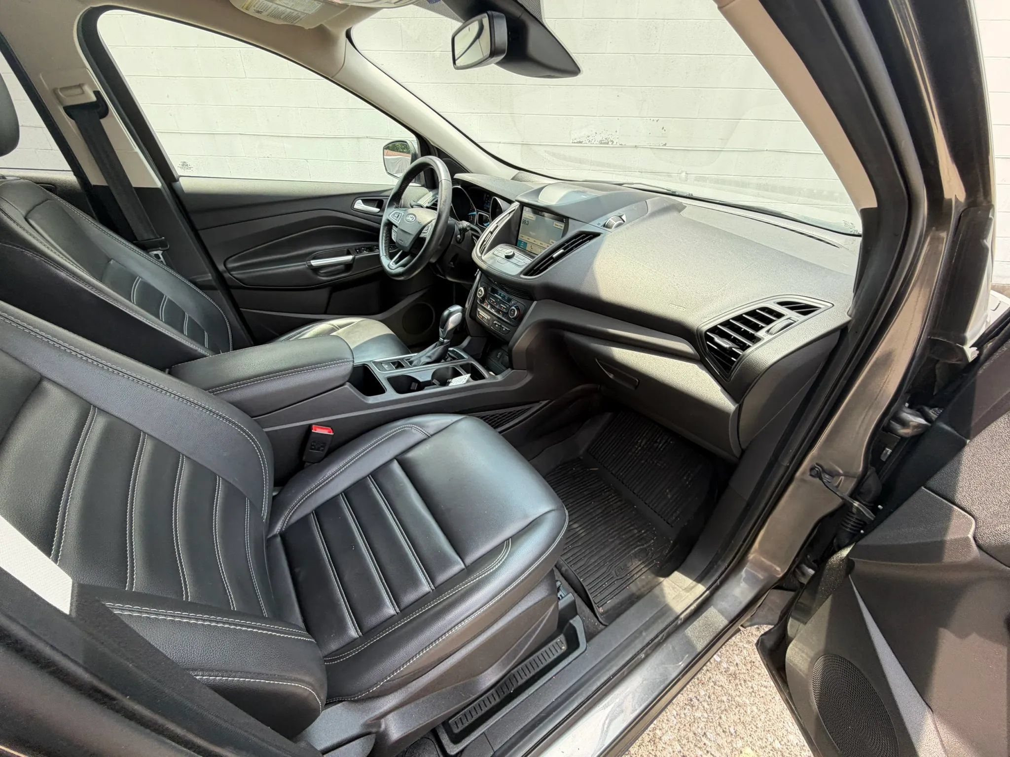 Used 2019 Ford Escape SEL AWD/4WD image 10