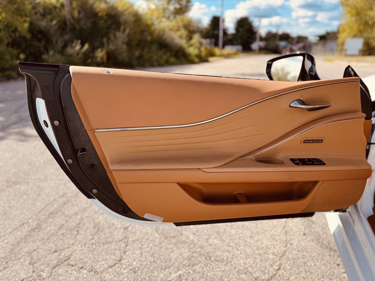 Used 2024 Lexus LC 500 Base 2dr Convertible w/ Touring Package image 13