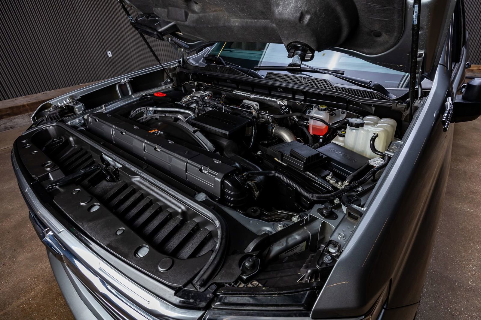 Used 2024 Chevrolet Silverado 2500 High Country w/ High Country Premium Package AWD/4WD image 41