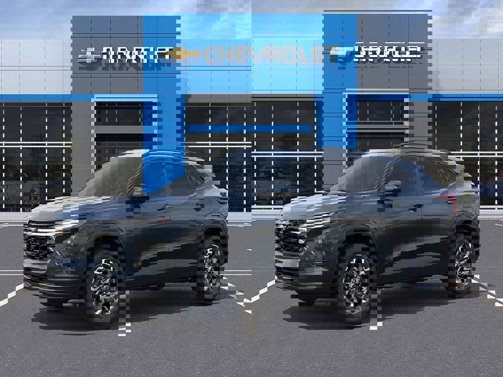 New 2026 Chevrolet Trax LT w/ Driver Confidence Package image 3