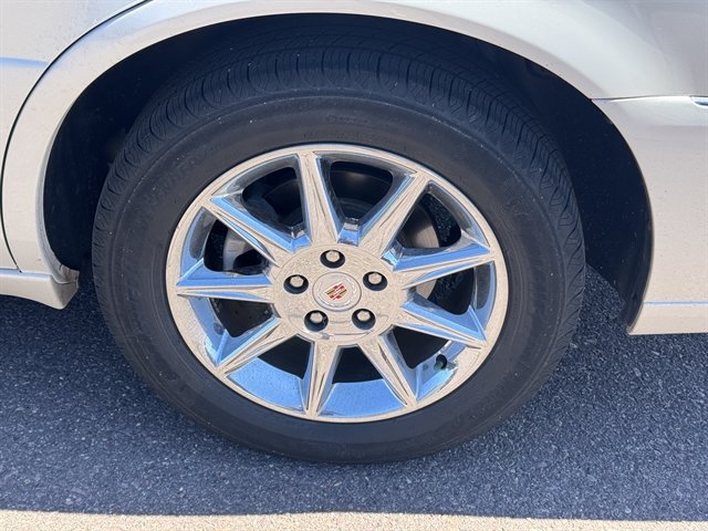 Used 2011 Cadillac DTS Premium FWD image 6