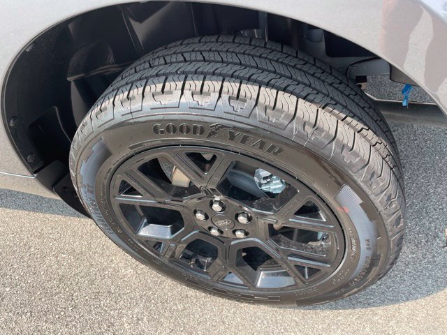 New 2026 Ford Maverick Lobo AWD/4WD image 15